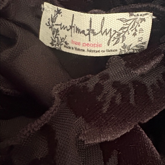 Intimately by Free People Black Mesh & Cut Velvet Floral Print Long Sleeve Top - Picture 4 of 6